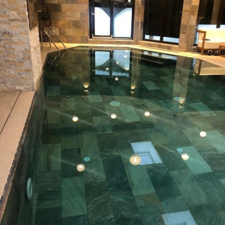 Piscină privată și Jacuzzi Onești cu Serena Mix și Serena Ocra