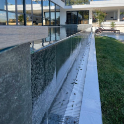 Piscină publică Vila Steaua de Mare cu Tresor Java si Alma Pure de la Rosa Gres