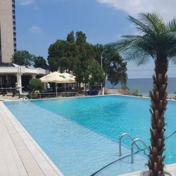 Piscine publice Hotel Pam Beach Olimp cu Mistery White de la Rosa Gres